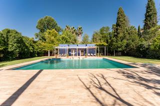Xalet  Diseminado. Villa lujo con bosque privado, piscina y pista tenis