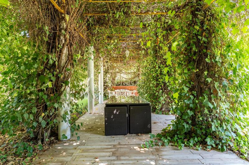 Foto 955e202c-d939-444b-af60-d1e2cc6c7496. Chalet mit heizung parking pool in Rute