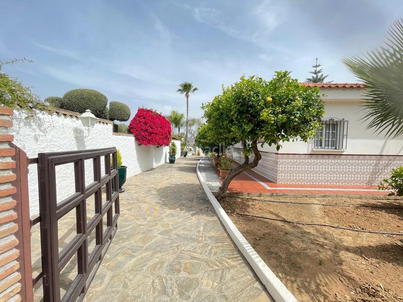 Foto 55c47ece-ab3d-49da-8ebc-970ea5b635f3. Xalet a calle taralpe 94 a Centro Alhaurín de la Torre