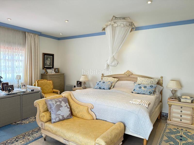 Foto 5bfc3ab2-aee3-46f5-b5e4-a32bbd4a2cc7. Xalet a calle taralpe 94 a Centro Alhaurín de la Torre