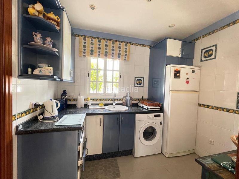 Foto 9c7bb29a-d4fb-4fd7-82bb-f32d2558a703. Xalet a calle taralpe 94 a Centro Alhaurín de la Torre