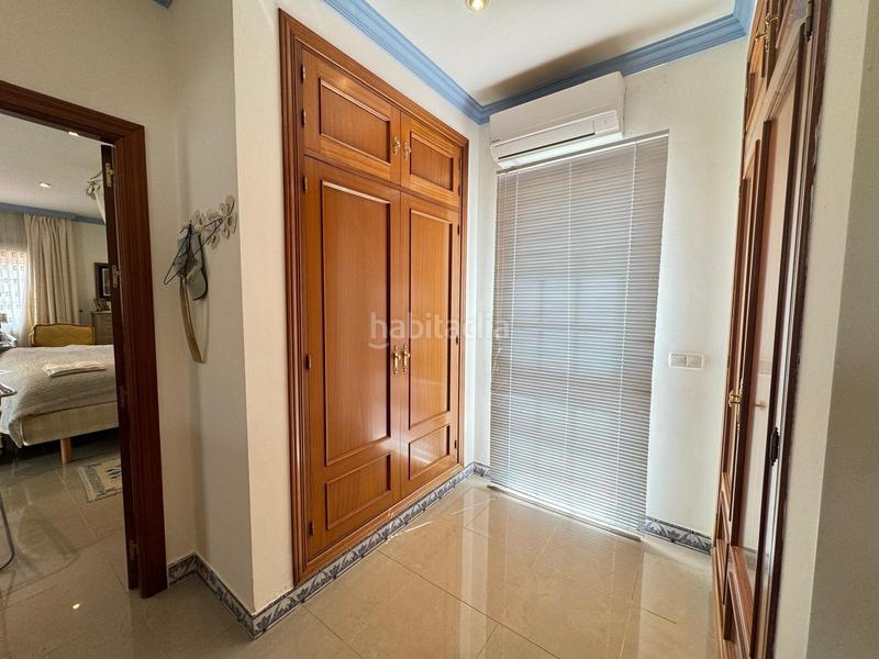 Foto eb1cc2ac-7167-44b9-a61f-f3426d1f0e79. Xalet a calle taralpe 94 a Centro Alhaurín de la Torre