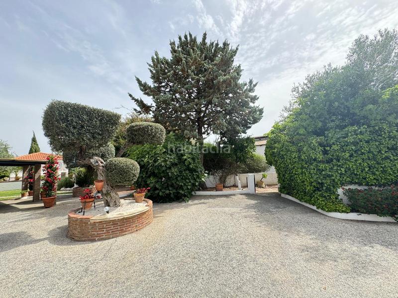 Foto f99c3527-48a9-4c8d-b05c-0de15dc9f050. Xalet a calle taralpe 94 a Centro Alhaurín de la Torre