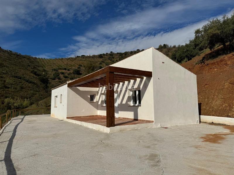 Foto 587edc21-7a49-4fc2-bffa-d82fa29d1d12. Chalet  en pleno corazón de los montes de málaga en Colmenar