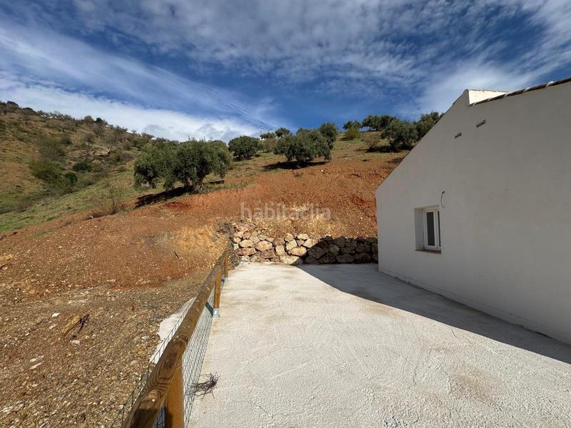 Foto e02c4163-4a30-4523-86d2-bb2854d6ad96. Chalet  en pleno corazón de los montes de málaga en Colmenar