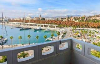 Appartement  Paseo farola. Vive el sueño mediterráneo tu recompensa frente al mar con espac