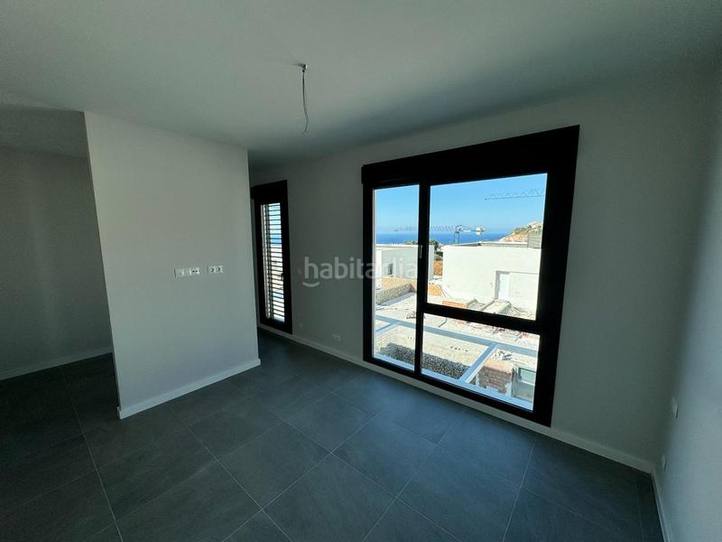 Foto 19c97da9-c583-485a-bab3-797f2c81a77a. Casa adossada amb calefacció piscina a El Faro de Calaburra - Chaparral Mijas