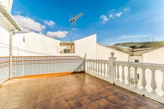 Casa  Calle malaga. Oportunidad casa mas negocio en valle de abdalajis