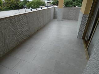 Appartement  Calle voluntarios de la cruz roja. Propiedad inusual con tres terrazas de 40.40m2 esquina a dos cal