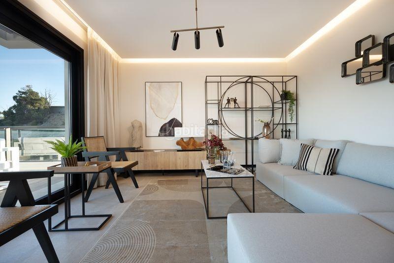 Foto af1a4d35-37b6-41e2-8f7c-fb9acfb9a215. Ático ultimos dos áticos en venta en Las Brisas Marbella