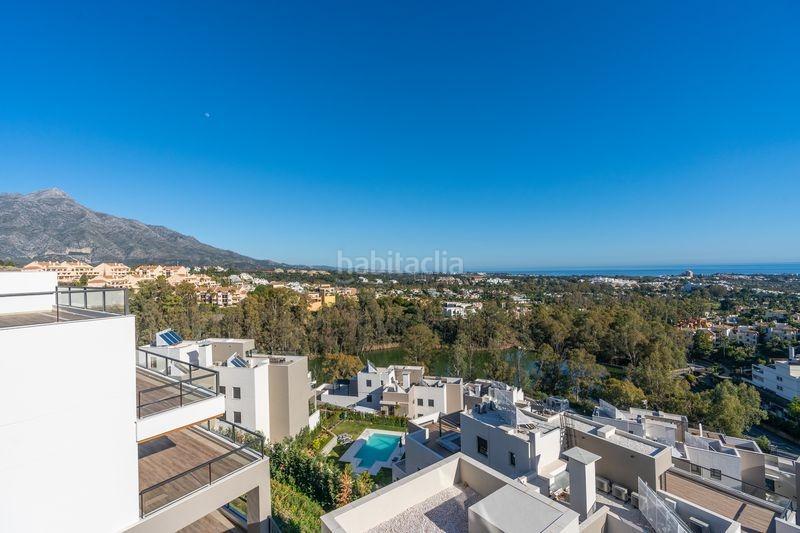 Foto d6121615-4cf9-4eda-9678-328e2e1a0b19. Ático ultimos dos áticos en venta en Las Brisas Marbella