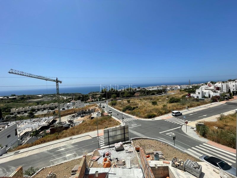 Foto d3e8be30-f9ef-4197-a613-e0d22c849e58. Casa adossada a calle calle londres a Capistrano Nerja