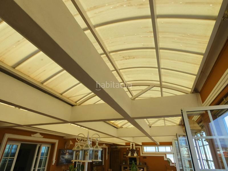 Foto 10944bc4-5532-4e72-b916-80ab69bab0ab. Penthouse with heating parking pool in Castillo Sohail - Myramar Fuengirola