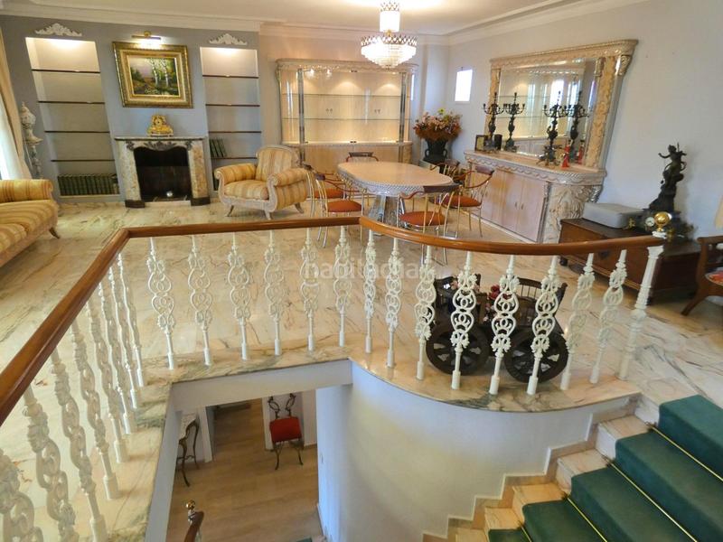 Foto 4bf8a9ec-b2c2-4980-b2d7-e6d9529d1f29. Penthouse with heating parking pool in Castillo Sohail - Myramar Fuengirola