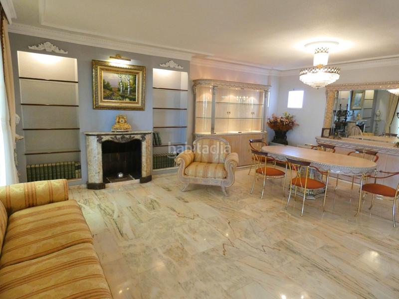 Foto 66bd731f-4ccd-40c4-8dcd-a0159e5e12e7. Penthouse with heating parking pool in Castillo Sohail - Myramar Fuengirola