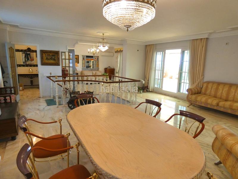 Foto 9e4f7584-e6ae-4e1f-a92e-f2344d6a6aee. Penthouse with heating parking pool in Castillo Sohail - Myramar Fuengirola