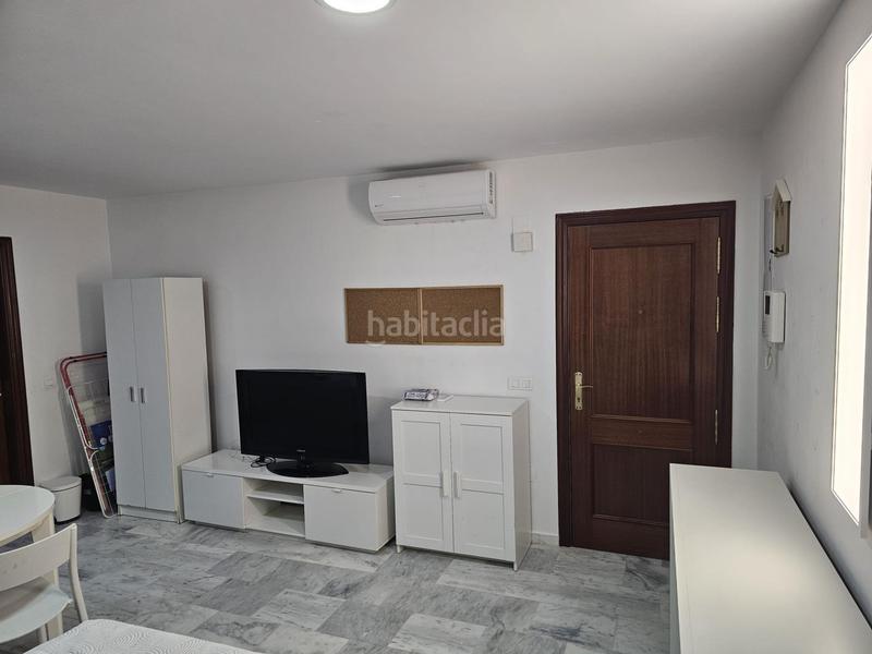 Foto 3b217143-83d9-4a4b-b245-578b746ebfc3. Planta baja en calle subida san cristobal 8 estudio calle ferrandiz en Málaga