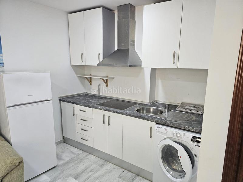 Foto ab70f836-e2ea-4d4d-a363-306b6233e652. Planta baja en calle subida san cristobal 8 estudio calle ferrandiz en Málaga