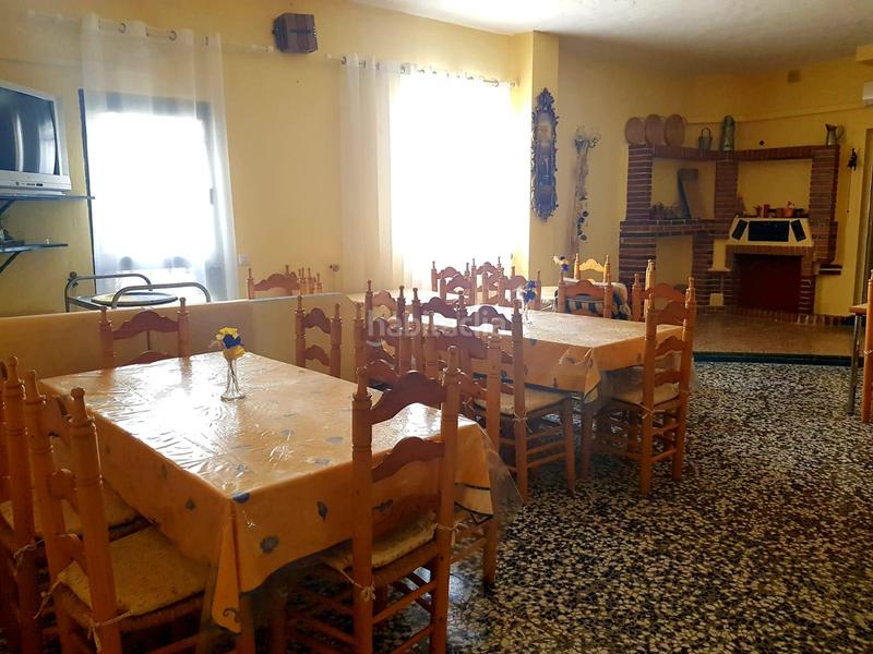 Foto 39fecd8c-878f-44a5-a3ae-8896c9a89fd5. Edifici a Tolox