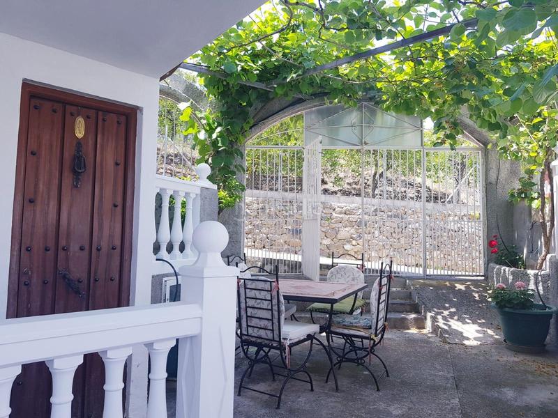 Foto bfb96a30-d482-4e3d-9fe7-fdb778fa8cbd. Edifici a Tolox