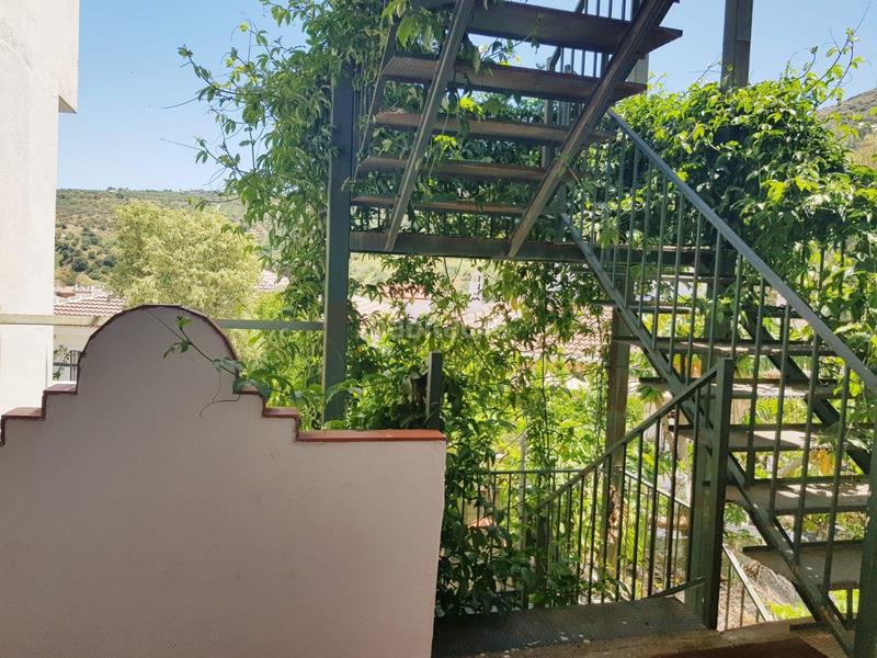 Foto d9598b18-1a94-4d86-9c99-4835f8dfcf3e. Edifici a Tolox