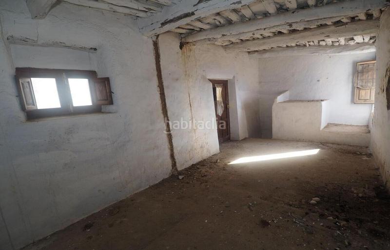 Foto 218d7599-77c2-4ecd-8252-f061d2fbaca2. Casa aquí no hay tráfico. hay calma, piedra antigua y una casa con ganas de volver a brillar. en Capileira