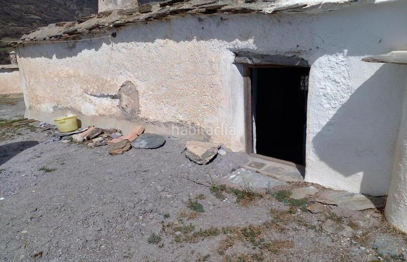 Foto eb9c5dbc-5148-4645-b912-a671d61d83b5. Casa aquí no hay tráfico. hay calma, piedra antigua y una casa con ganas de volver a brillar. en Capileira