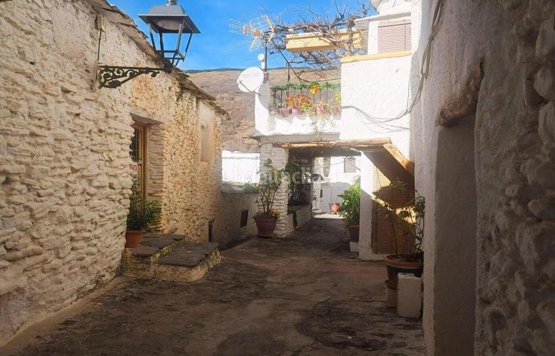 Foto b2d7e9ec-4918-403b-a59c-2c19492bada2. Casa a Capileira