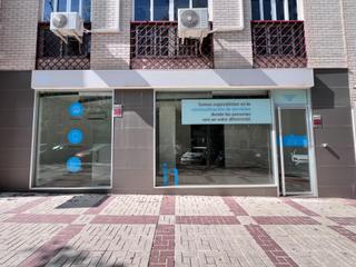 Lloguer Local Comercial  Pasaje herrera oria. Local avenida obispo angel herrera oria 20