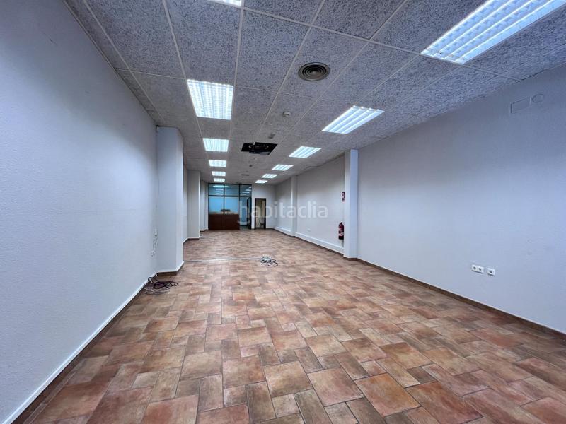 Foto 81624f98-c8ad-41b8-a0d5-d54dcfea0f10. Rent business premise in Carranque - Haza Cuevas Málaga