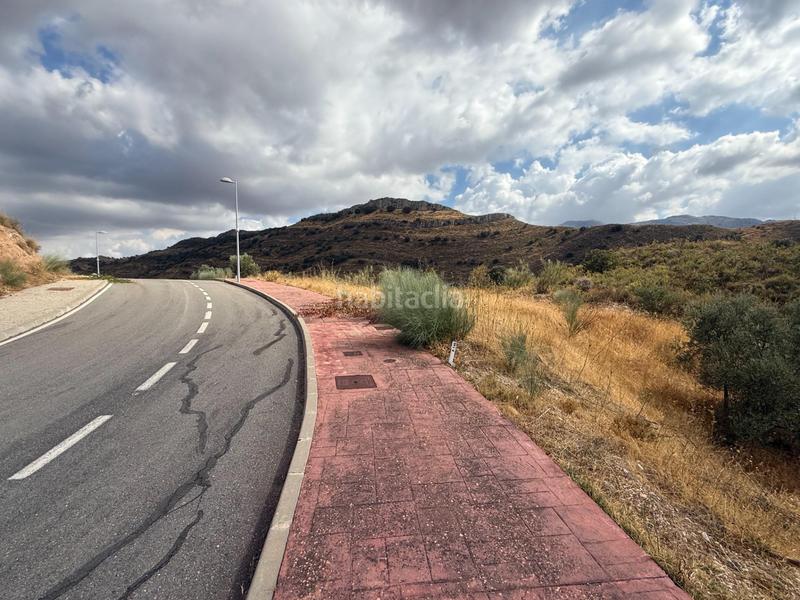 Foto db2d283f-645f-4d7e-b610-bd74f95ca5cd. Terrain résidentiel dans urbanizacion Antequera golf 146 dans Antequera