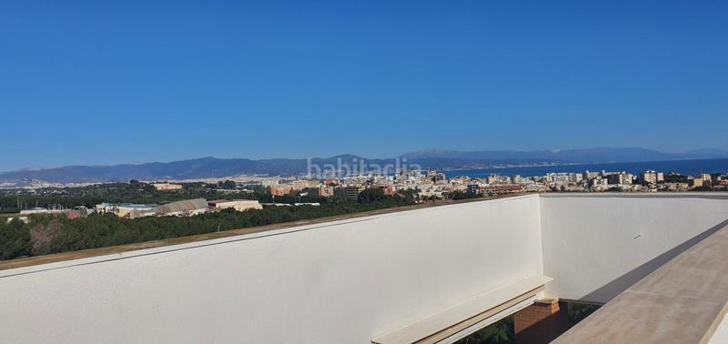 Foto c275f7fe-4584-4f25-b3ed-387ba80a981a. Ático  en El Pinillo en El Pinillo Torremolinos