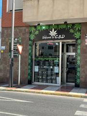 Pas-de-porte Local commercial  Avenida carlos iii. Traspaso negocio especializado en cbc y growshop
