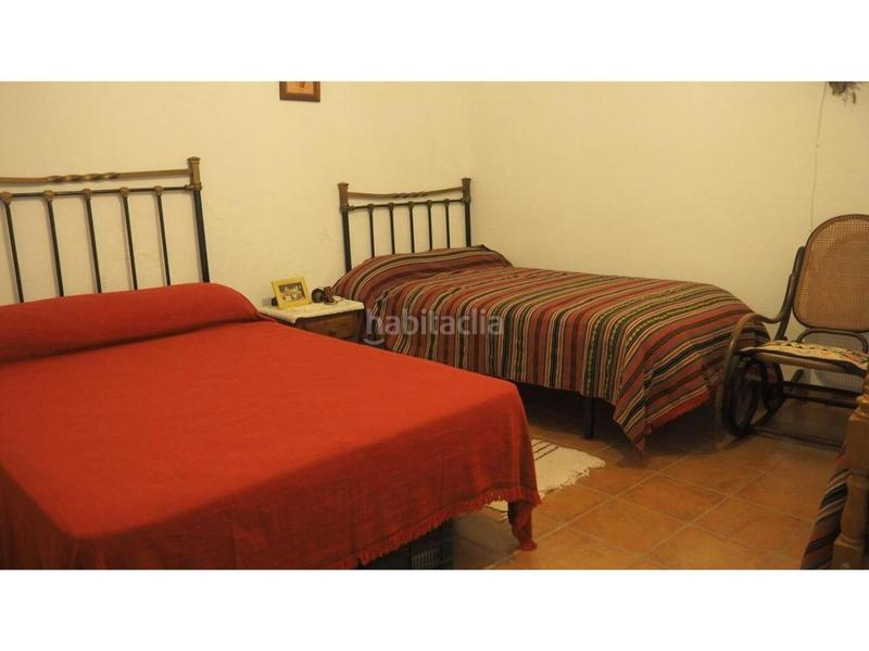 Foto 71375dfd-34cc-494d-b5c2-57e64af710d3. Casa  de 180 m en el casco histórico encanto, vigas de castaño y paz absoluta en Capileira
