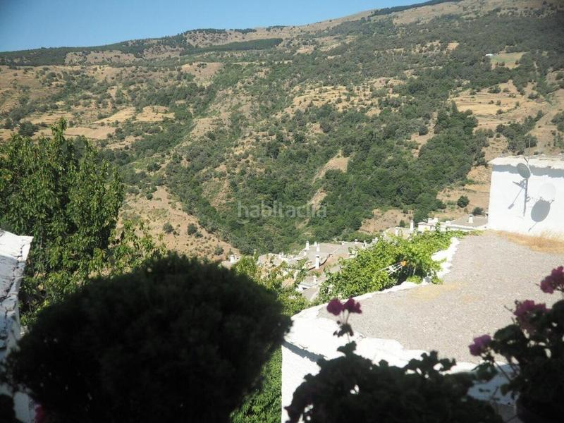 Foto b522e144-6779-42b1-87b4-1b4aff8f6d20. Casa  de 180 m en el casco histórico encanto, vigas de castaño y paz absoluta en Capileira