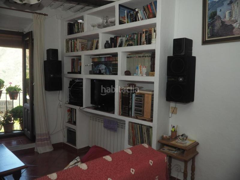 Foto e953f5ba-b284-47cd-af0c-6c2dc0ed4980. Casa  de 180 m en el casco histórico encanto, vigas de castaño y paz absoluta en Capileira