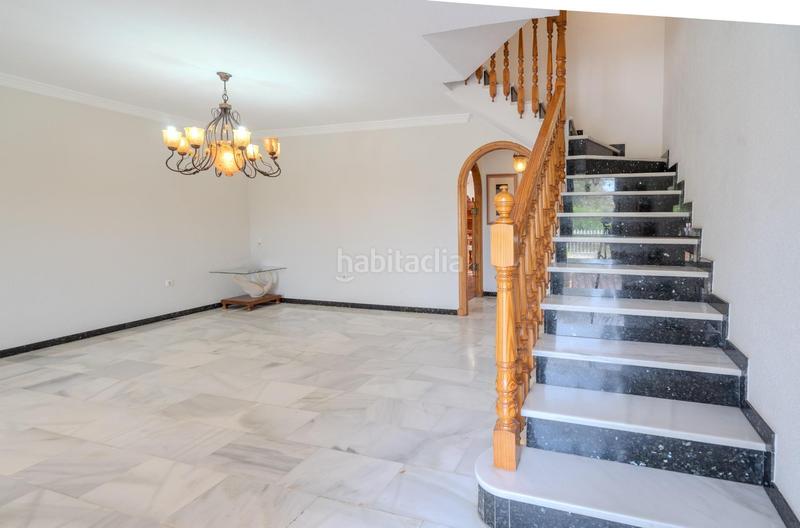 Foto 47373b04-9fa4-452f-abc6-3a7349f1a6b8. Casa adosada !!oportunidad propiedad poco frecuente a la venta en zona Guadalmar en Málaga