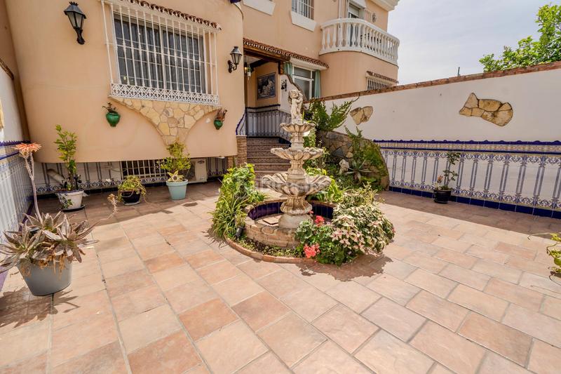 Foto 9ae1396f-cc21-4fb0-a46a-23d602ff5a56. Casa adosada !!oportunidad propiedad poco frecuente a la venta en zona Guadalmar en Málaga