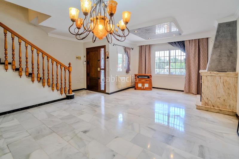 Foto f66475c7-fd1d-41b3-9ee7-8c5348c00a4b. Casa adosada !!oportunidad propiedad poco frecuente a la venta en zona Guadalmar en Málaga