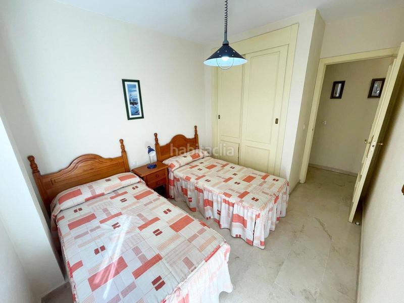 Foto c624f5c5-dd9b-498b-9923-394c3280ead0. Apartamento amplio piso con terraza, garaje y ubicación excepcional cerca del centro y la playa en Nerja