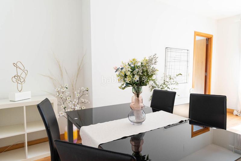 Foto 26cd4a14-4ec8-499d-a9b3-850e8c7dc139. Apartamento  con garaje en calle eslava en Málaga