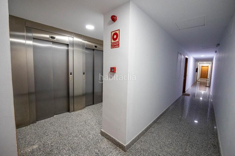 Foto a4357bac-0673-435d-872a-0487435a0a27. Apartamento  con garaje en calle eslava en Málaga