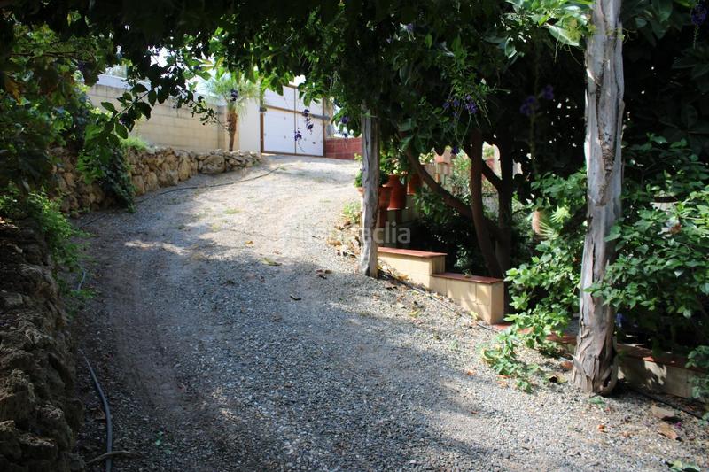 Foto 04859212-844d-4bee-8f5d-396d0638c8d8. Xalet a calle minerva a Coín