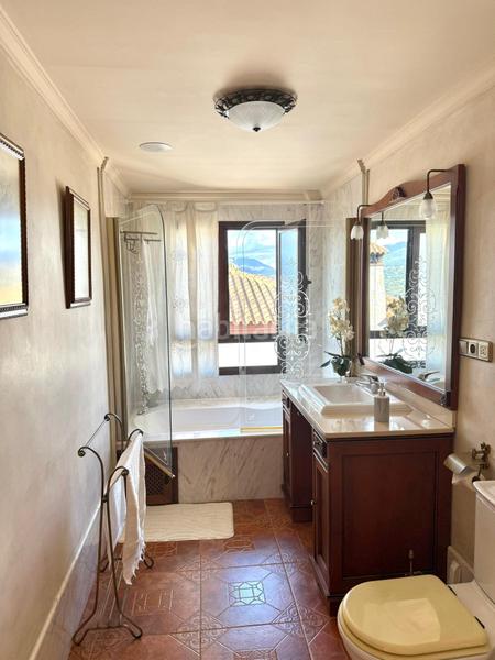 Foto 5e909a24-55ac-4149-9cc0-bd23803237aa. Xalet a calle minerva a Coín