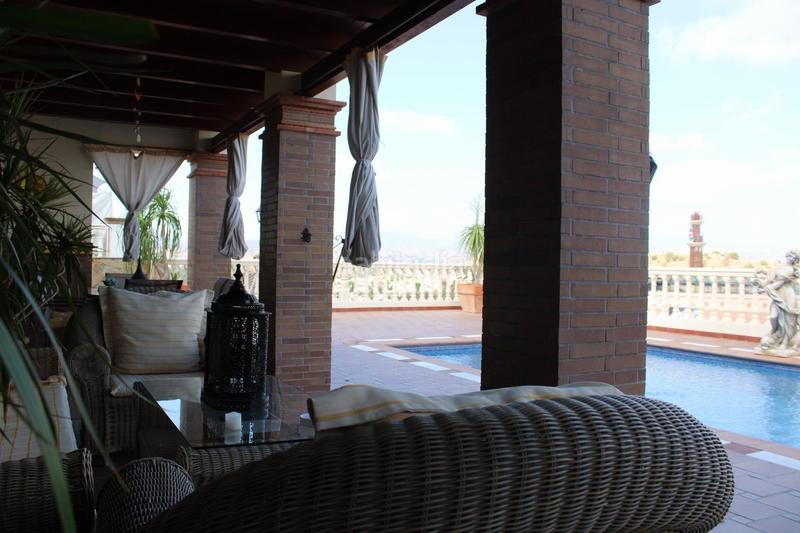 Foto 6d9e3d24-d1ef-424a-b873-6531e6fb0e50. Xalet a calle minerva a Coín