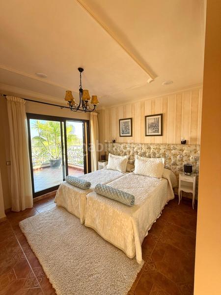 Foto ca08e43c-1f03-4ee4-a36e-ebf151770143. Xalet a calle minerva a Coín