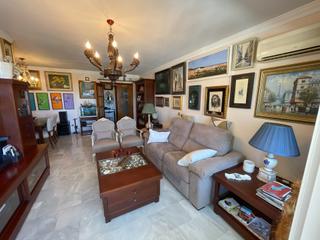 Etagenwohnung  Calle calle de pedro antonio beuter, 9. Piso 4 hab en teatinos