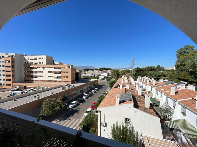 Foto e1e707fe-6cf3-4ecc-b114-10580a37802d. Piso  4 hab en teatinos en El Tejar - Hacienda Bizcochero Málaga