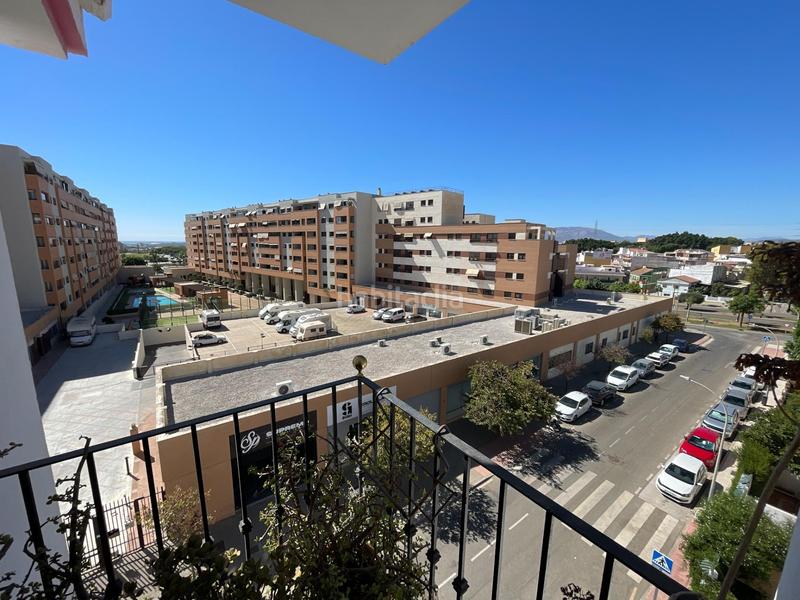 Foto fdb1b774-1836-4938-8390-b4c5b15b5980. Piso  4 hab en teatinos en El Tejar - Hacienda Bizcochero Málaga
