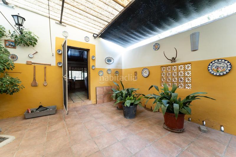 Foto 0b41a2f4-e5db-4e7d-9bbd-cf09957efe99. Chalet dans polígono poligono 222 57 dans Zona de la Vega Antequera